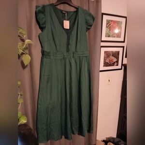 BloomChic Emerald Green Textured Midi Dress Sz 18/20